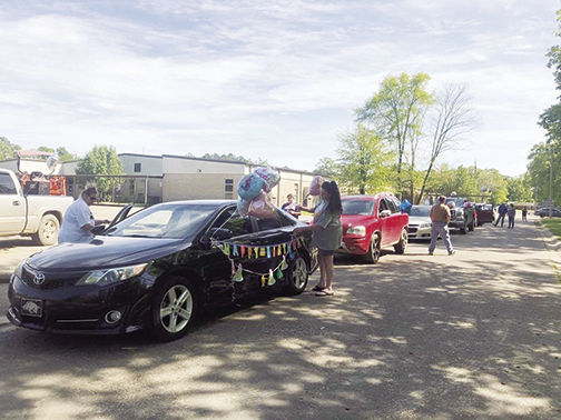 Girl receives social distancing birthday parade